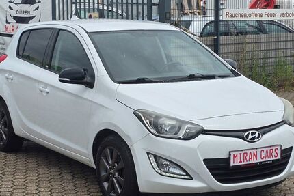 Hyundai i20 141.000 km 2.999 &euro; Düren 52353