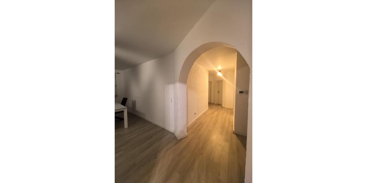 Erdgeschoßwohnung Kirchheimbolanden - 4 Zimmer, 100 m&sup2;, 1.150&euro; | Angebot:26388255