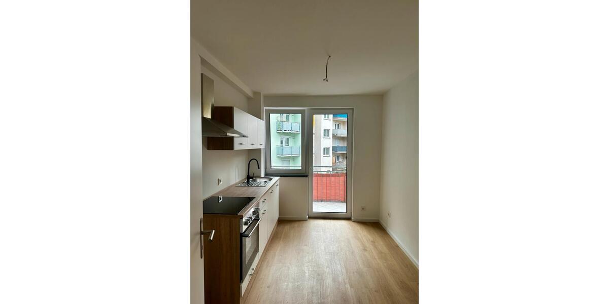Erstbezug nach Sanierung - stilvolle 3-Zimmer-Wohnung mit Balkon 3 zimmer
