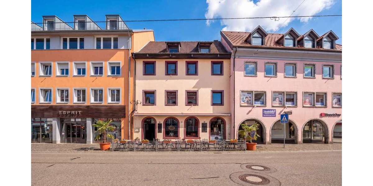 Einfamilienhaus Waldkirch - 10 Zimmer, 310 m&sup2;, 1.200.000&euro; | Angebot:26351278