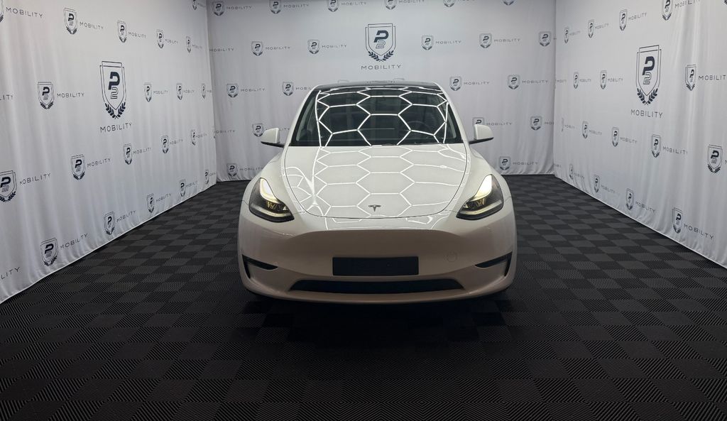 Tesla Model Y 59.170 km 38.490 &euro; Wolfratshausen 82515