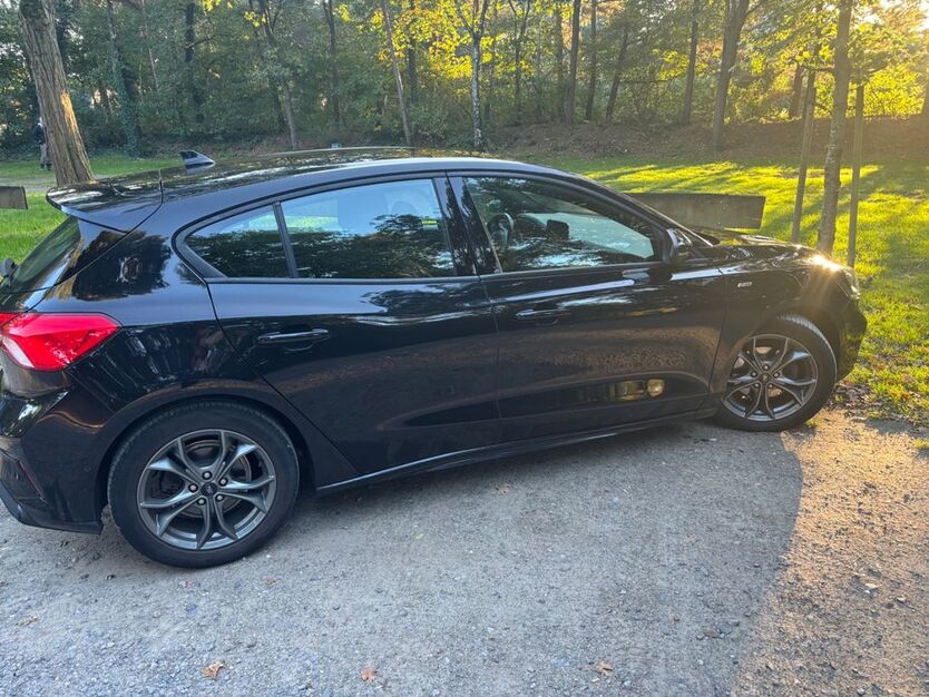 Ford Focus 83.500 km 16.400 € Bad Bentheim 48455
