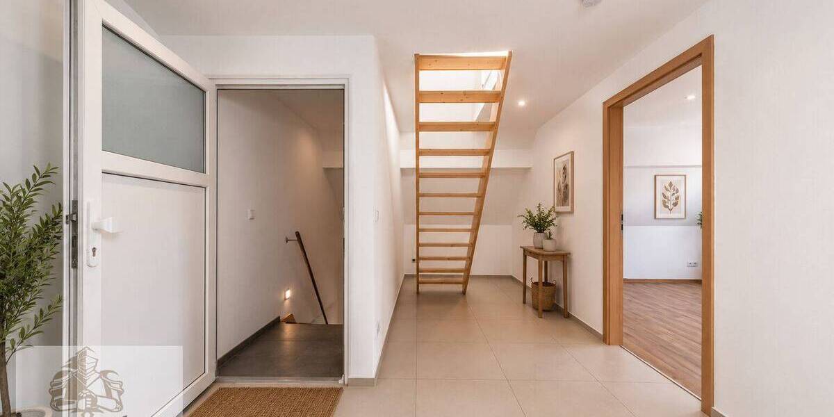 Etagenwohnung Massenbachhausen - 3 Zimmer, 96 m&sup2;, 850&euro; | Angebot:26841958