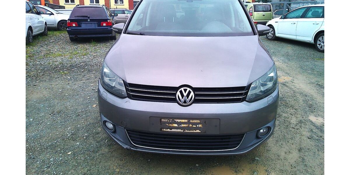 VW Touran 239.000 km 4.000 &euro; Plauen 08523