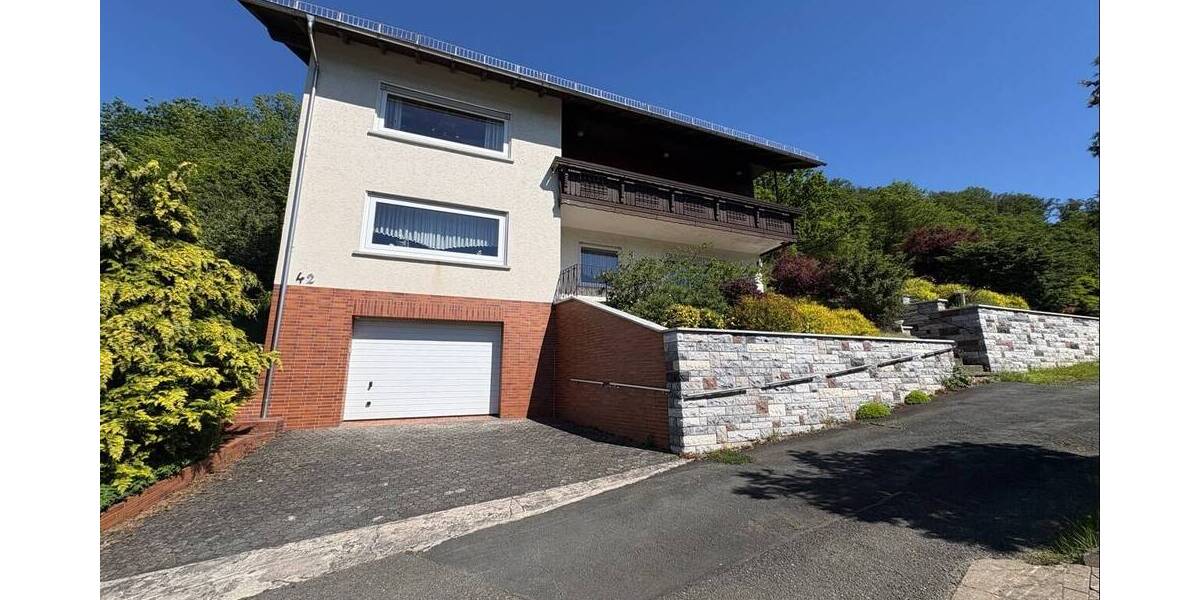 Einfamilienhaus Dillenburg Nanzenbach - 8 Zimmer, 175 m&sup2;, 335.000&euro; | Angebot:26778532