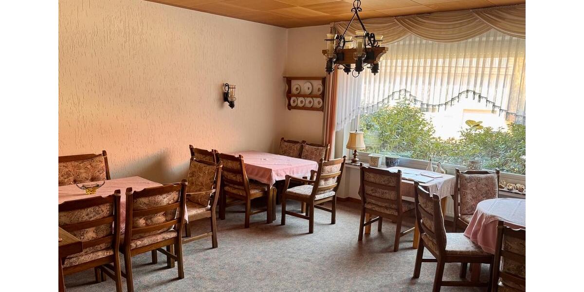 Einfamilienhaus Diemelsee - 20 Zimmer, 410 m&sup2;, 323.000&euro; | Angebot:26425268