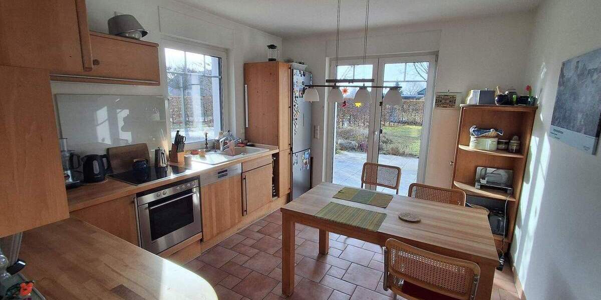 Einfamilienhaus Neuruppin - 5 Zimmer, 170 m&sup2;, 1.600&euro; | Angebot:25819994