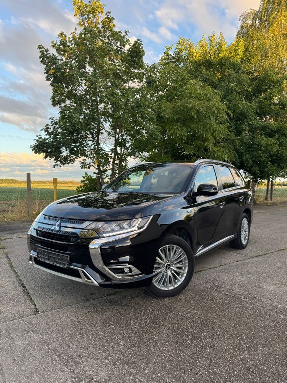 Mitsubishi Outlander 118.533 km 18.800 € Leipzig 04288