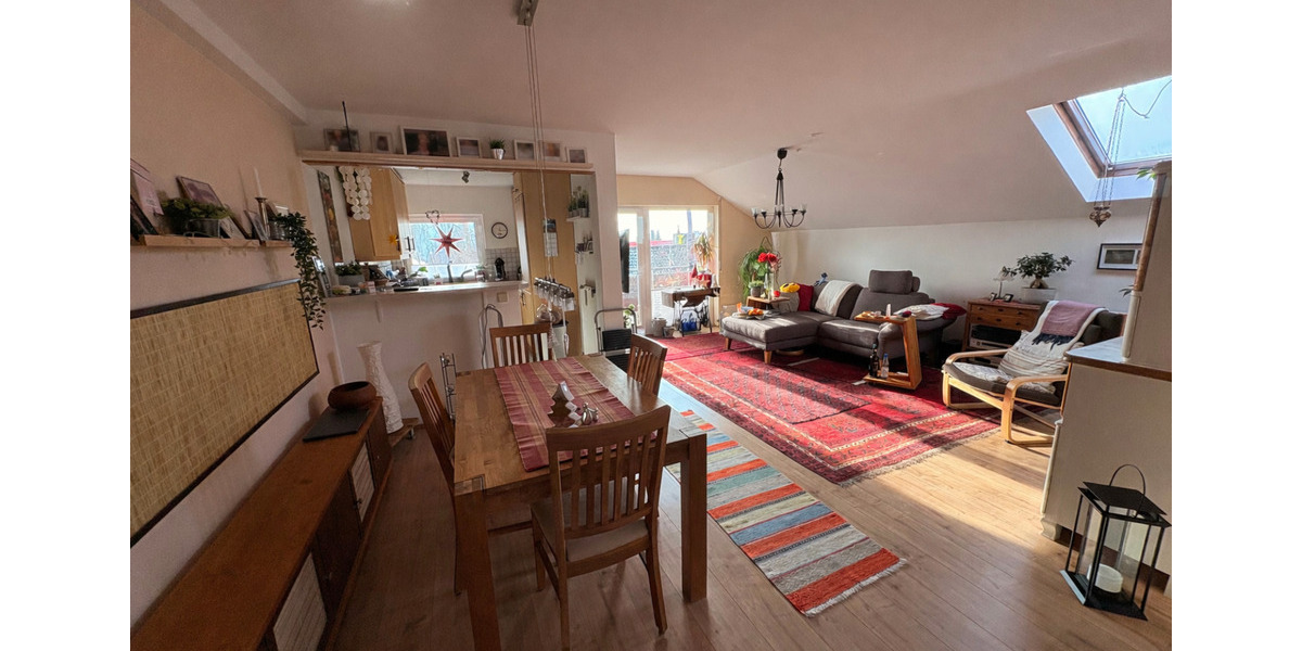 Dachgeschoßwohnung Seeheim-Jugenheim Jugenheim - 3 Zimmer, 90 m&sup2;, 319.000&euro; | Angebot:24569498