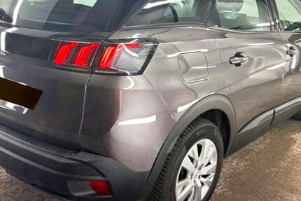 Peugeot 3008 177.935 km 12.971 &euro; Frankfurt am Main 60389