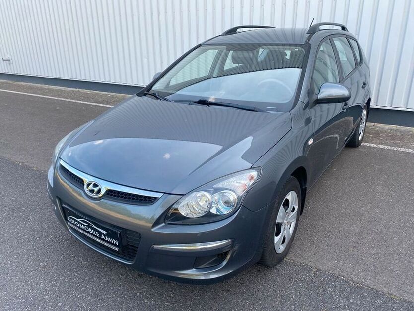 i30