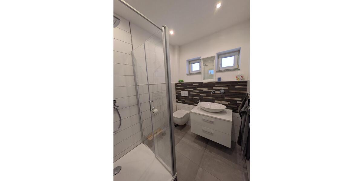 Doppelhaushälfte Ruderting - 8.5 Zimmer, 320 m&sup2;, 575.000&euro; | Angebot:25406897