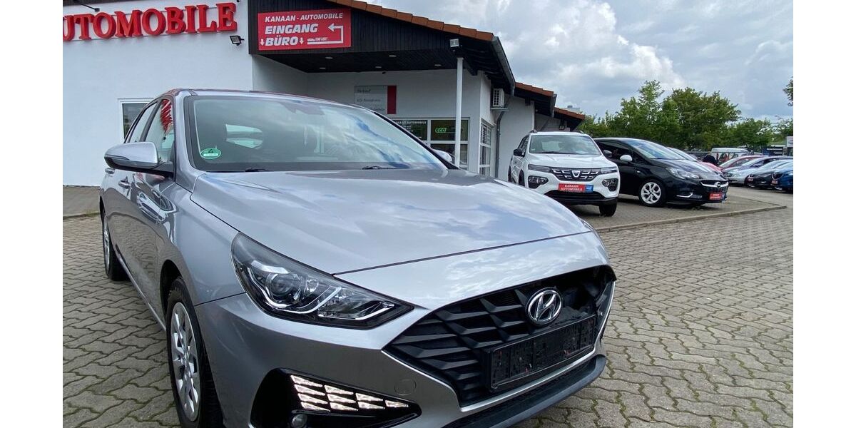 Hyundai i30 198.000 km 7.990 &euro; Goslar 38644