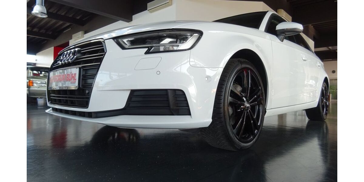 Audi A3 123.111 km 17.900 &euro; Bühl 77815