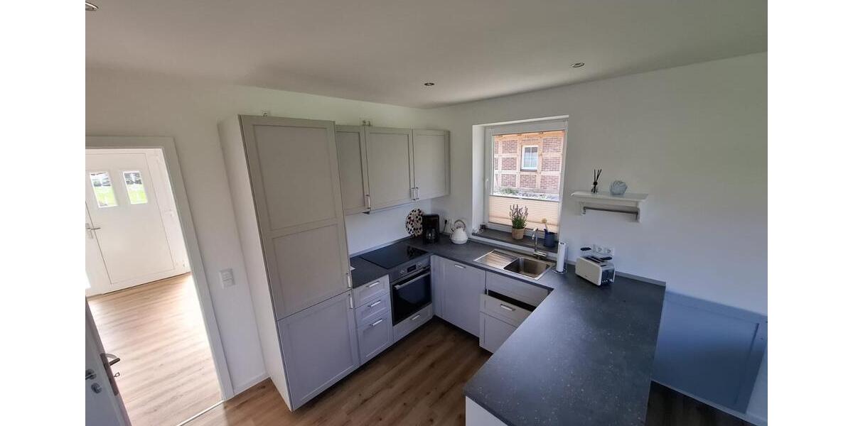 Einfamilienhaus Prohn - 2 Zimmer, 100 m&sup2;, 1.500&euro; | Angebot:26326123