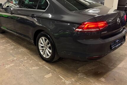 VW Passat 277.300 km 10.980 &euro; Mainz 55129