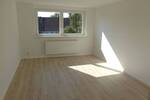 Bitte unsere Fragen beachten! HH-Hamm, Sanierte 2,5 Zimmer Wohnung im Dachgeschoss