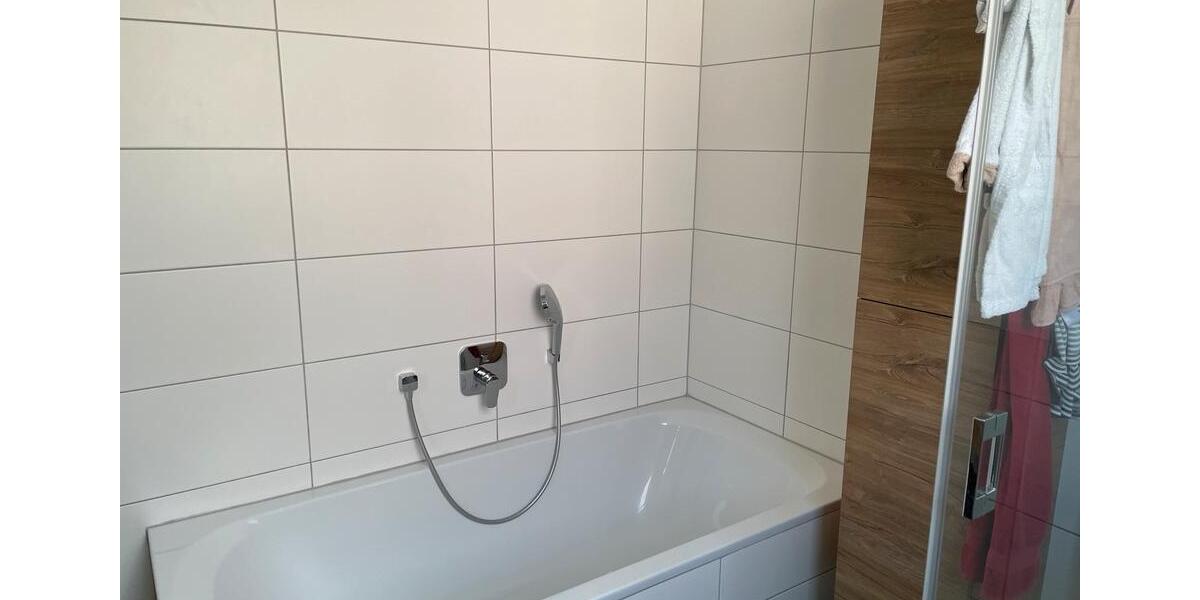 Erdgeschoßwohnung Postbauer-Heng Heng - 4 Zimmer, 130 m&sup2;, 399.000&euro; | Angebot:26885121