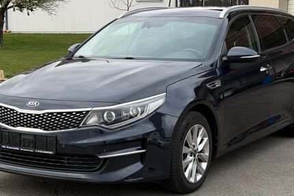 Kia Optima 110.000 km 12.900 &euro; Emmingen-Liptingen 78576