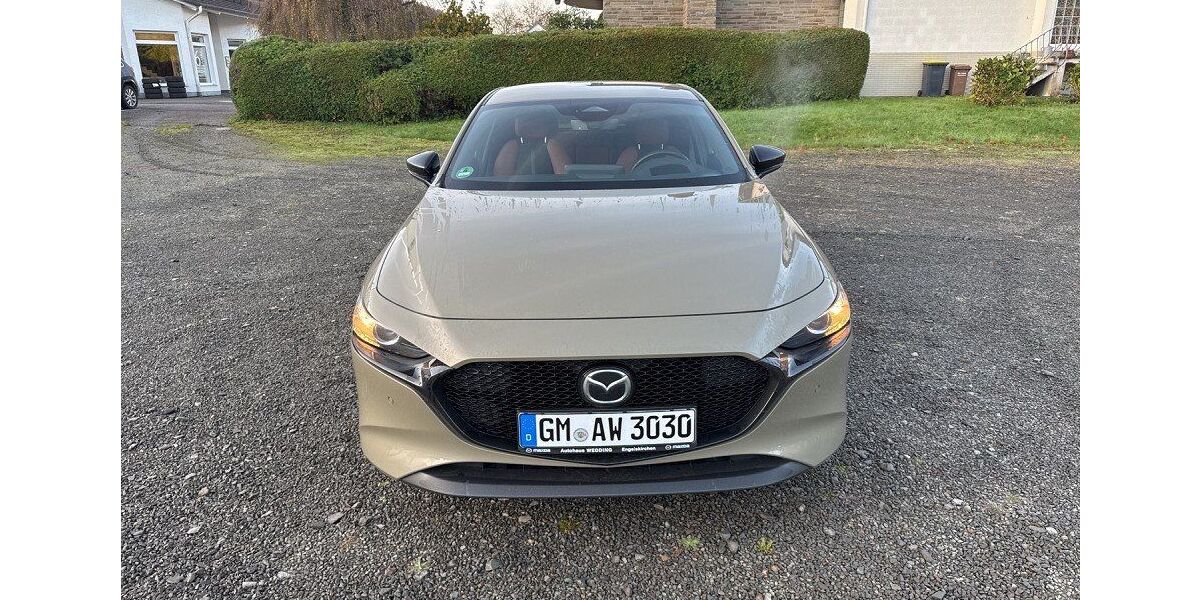 Mazda 3 6.726 km 27.990 &euro; Engelskirchen 51766