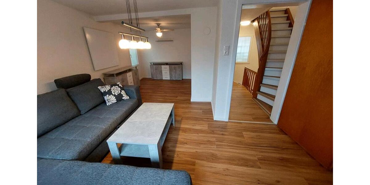 Einfamilienhaus Bischofsheim in der Rhön - 3 Zimmer, 71 m&sup2;, 900&euro; | Angebot:26432103