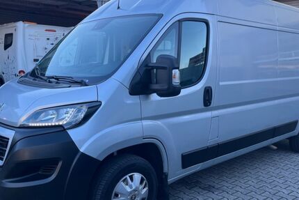 Peugeot Boxer 127.000 km 15.990 € Frankfurt am Main 65933