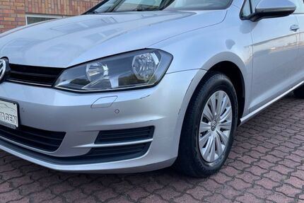 VW Golf 151.976 km 9.999 &euro; Schönebeck/Elbe 39218