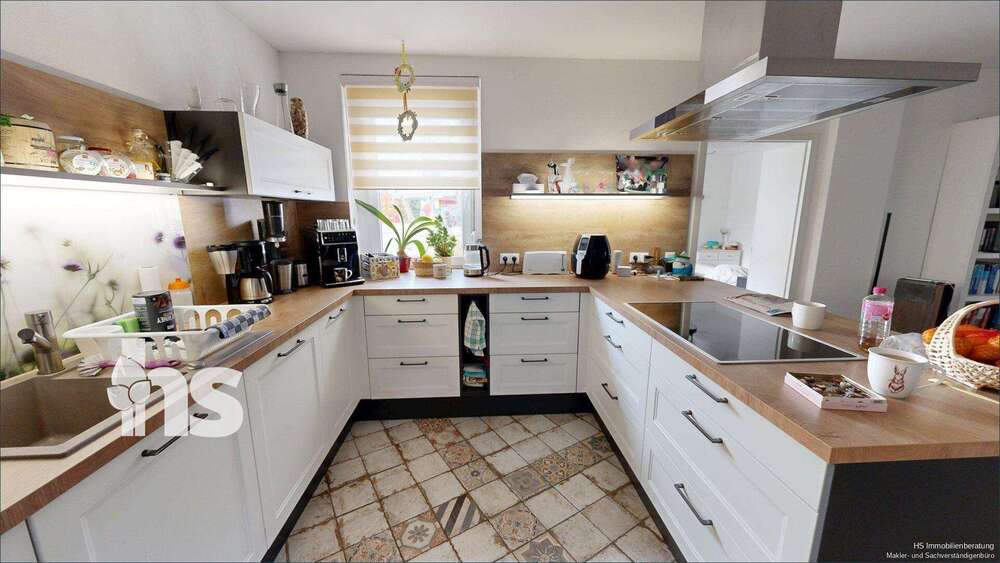 Haus zum Kaufen in Bad Dürrenberg 170.000 € 180 m² 9 zimmer