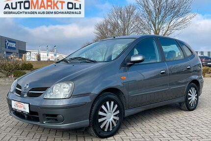 Nissan Almera Tino