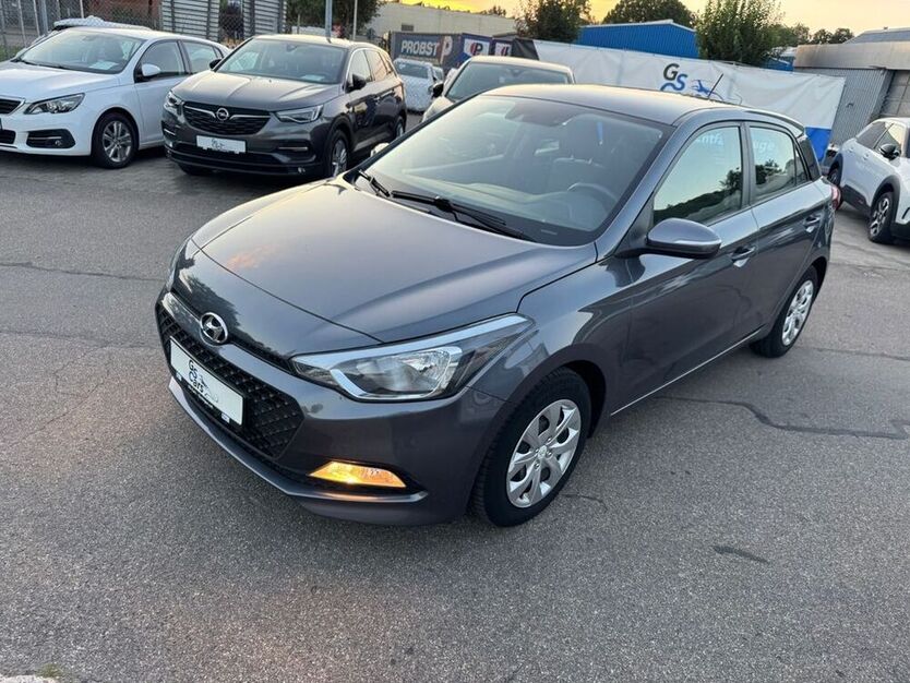 i20