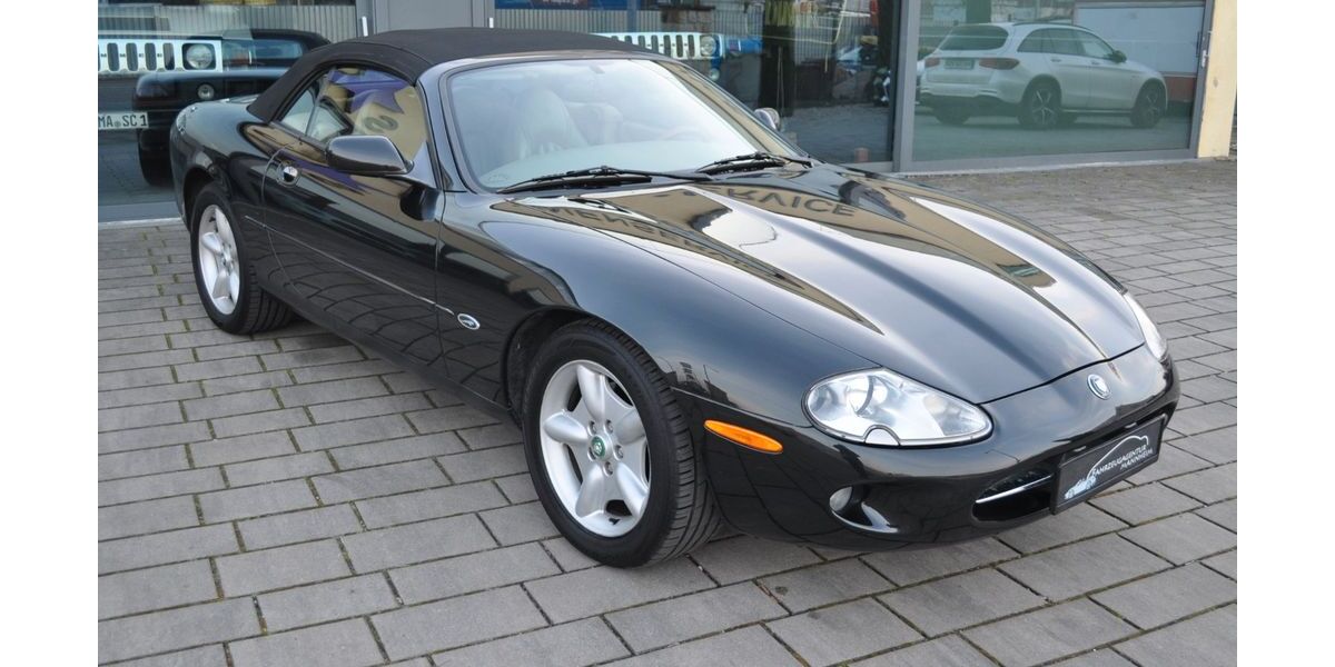 Jaguar XK8 131.000 km 12.900 &euro; Mannheim 68305