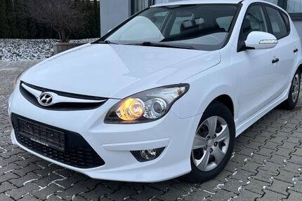 Hyundai i30 129.000 km 4.800 &euro; Remagen 53424