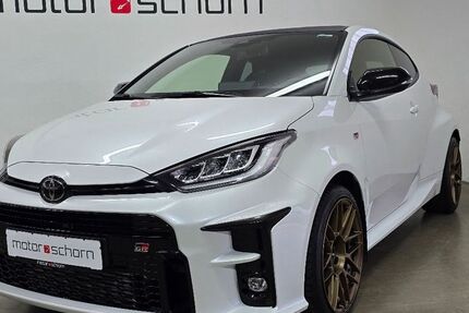 Toyota Yaris 16.150 km 37.980 &euro; Marktrodach 96364