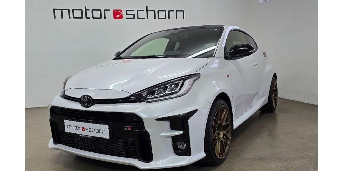 Toyota Yaris 16.150 km 37.980 &euro; Marktrodach 96364