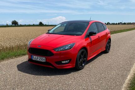 Ford Focus 88.529 km 11.800 &euro; Mintraching 93098