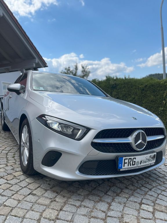 Mercedes-Benz A 180 27.500 km 19.990 € Waldkirchen 94065