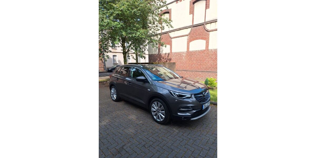 Opel Grandland (X) 125.000 km 15.700 &euro; Duisburg 47167
