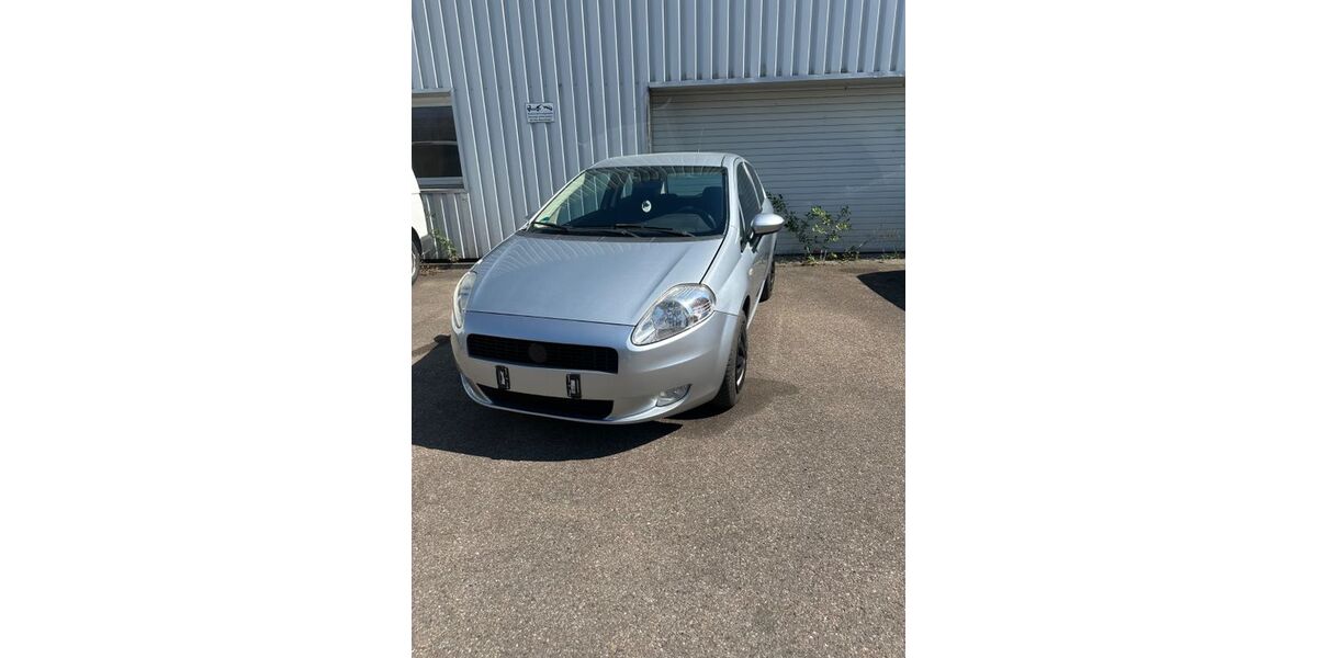 Fiat Punto 132.580 km 2.600 &euro; Senden 89250