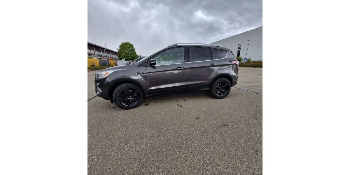 Ford Kuga 170.000 km 11.000 &euro; Mittelneufnach 86868