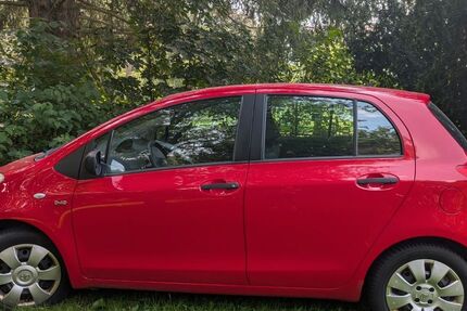 Toyota Yaris 202.000 km 2.300 € Harburg (Schwaben) 86655