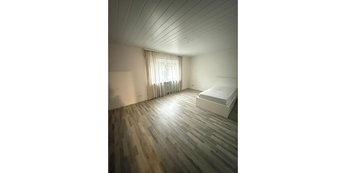 4-Zimmerwohnung auch WG-Geeignet 4 zimmer