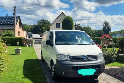 VW T5 Transporter 278.000 km 4.880 € Porschendorf 01833