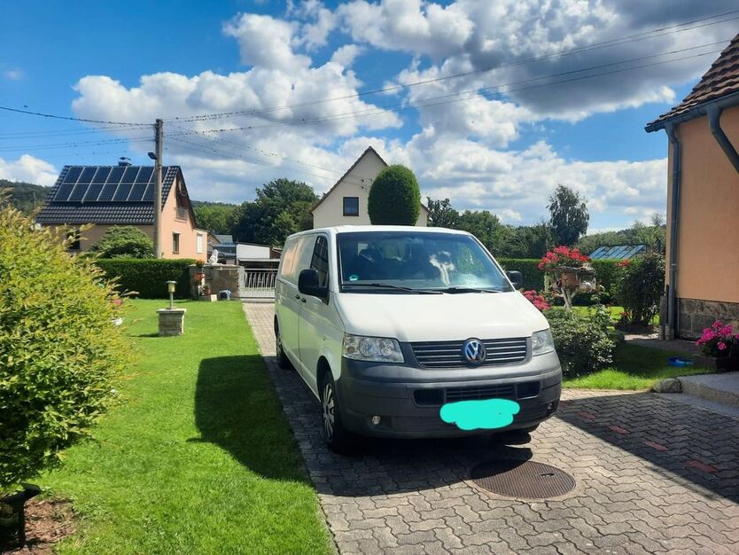 VW T5 Transporter 278.000 km 4.880 € Porschendorf 01833