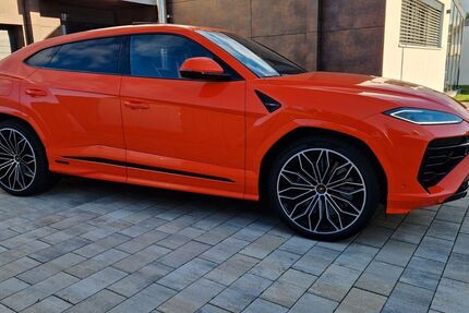 Lamborghini Urus 3.950 km 339.000 € Renchen 77871