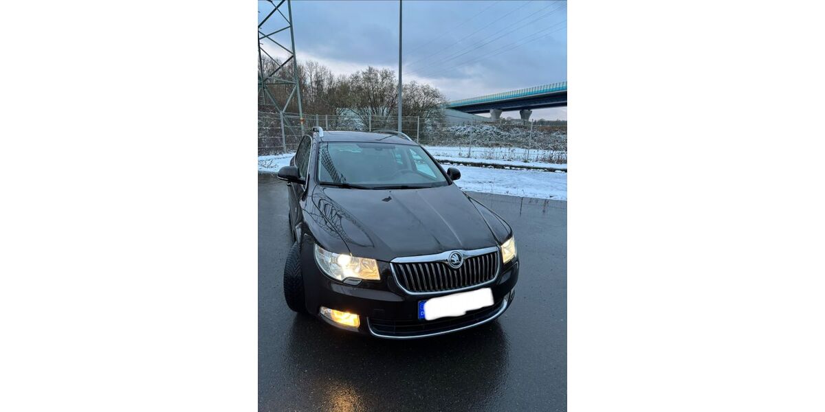 Skoda Superb 187.641 km 9.900 &euro; Hagen 58093