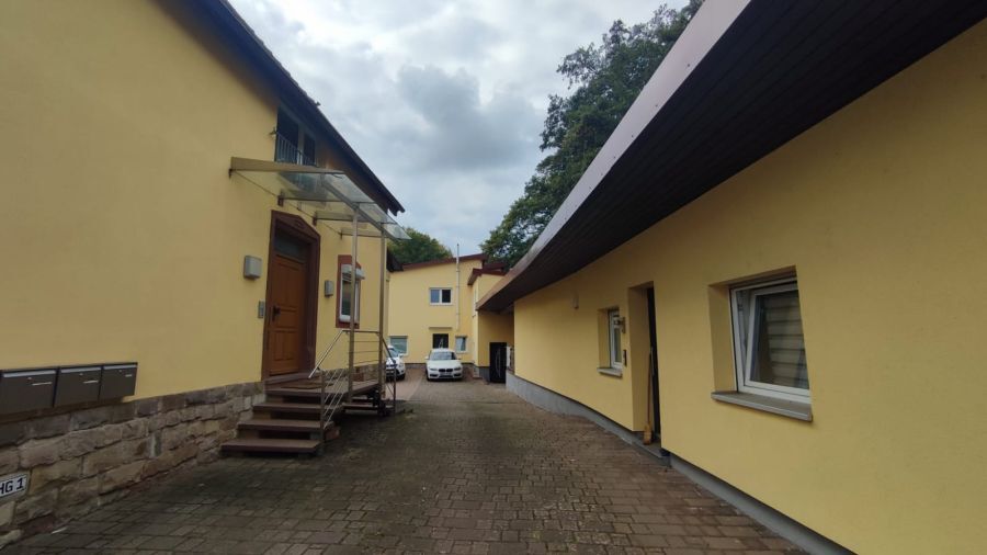 Provisionsfrei* Gepflegtes Mehrfamilienhaus - 8 Wohneinheiten zwischen Bad Bergzabern und Landau - Mehrfamilienhaus, Wohnhaus Billigheim-Ingenheim Ingenheim | Angebot:25138839
