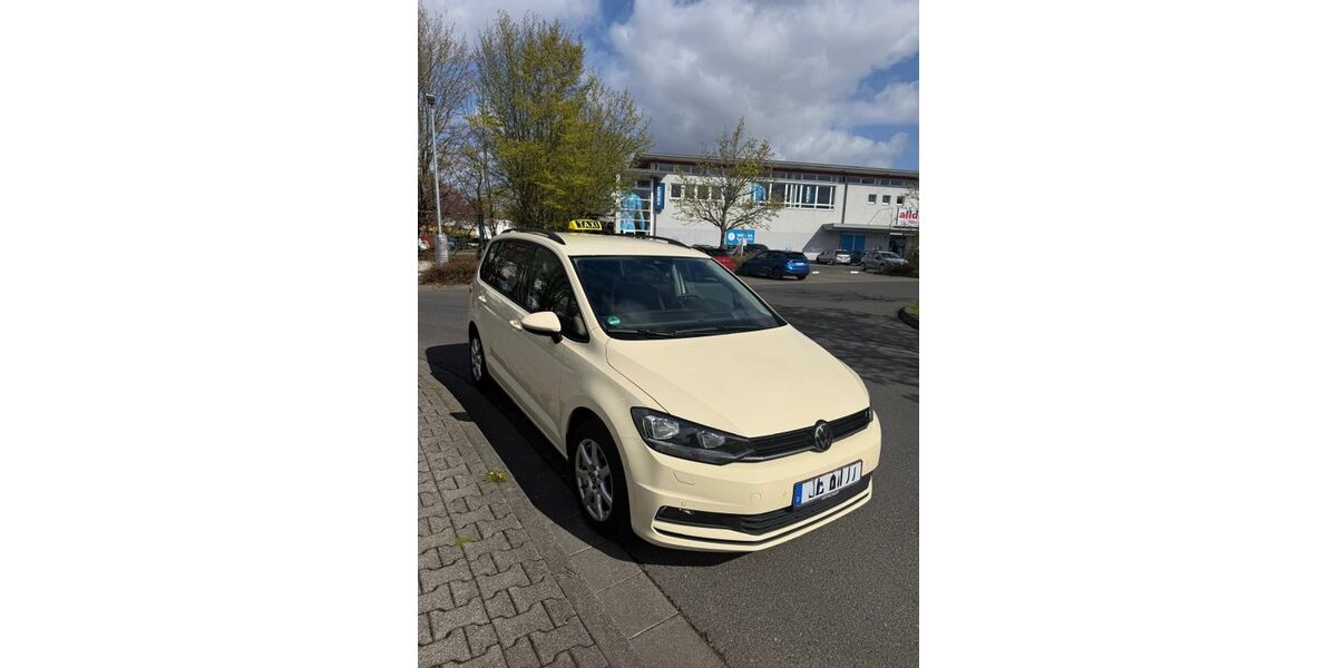 VW Touran 80.000 km 30.000 &euro; Wiesbaden 65199