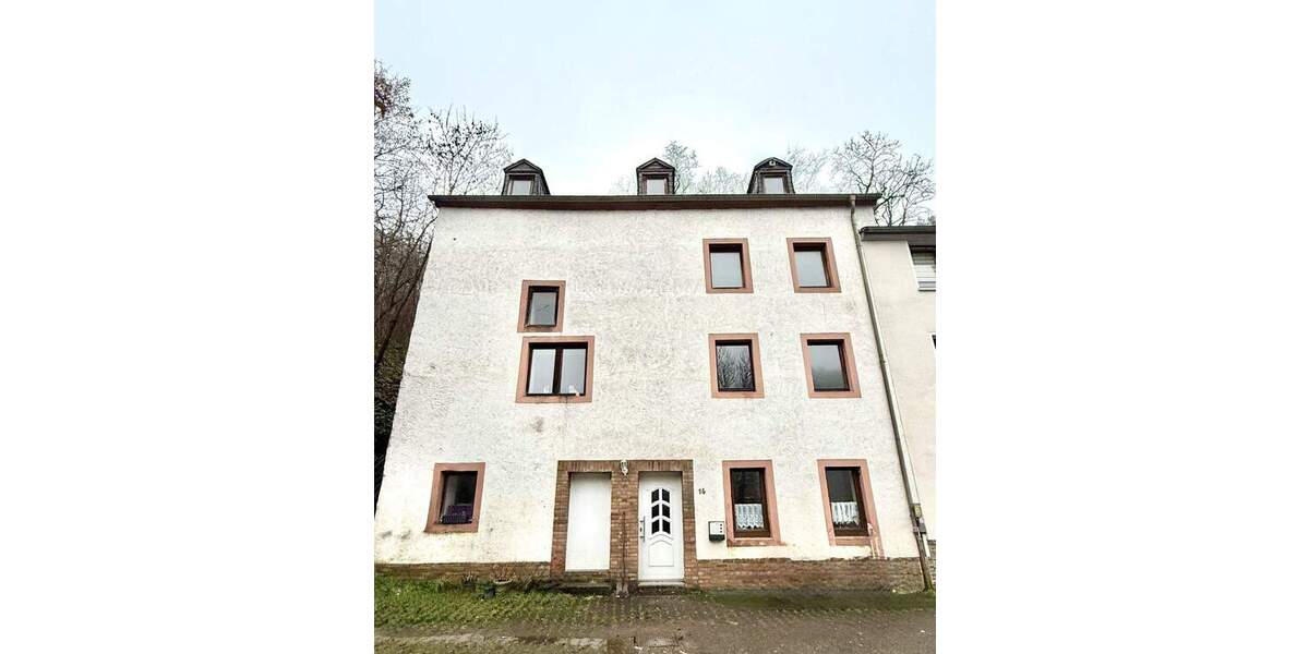 Zweifamilienhaus mit Potential | DG ausbaufähig zur 3. Wohneinheit | Neuerburg | Eifel 1 zimmer