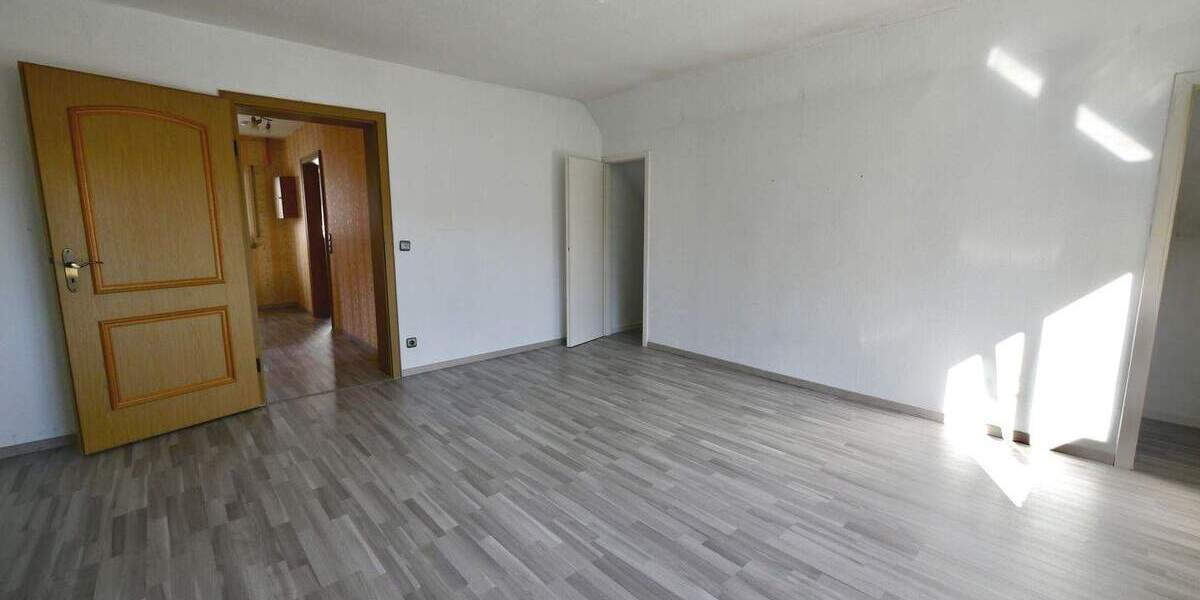 Einfamilienhaus Taunusstein Neuhof - 3 Zimmer, 100 m&sup2;, 1.000&euro; | Angebot:25770068