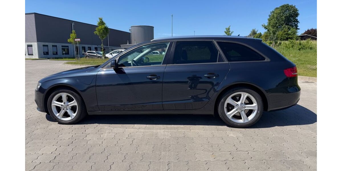Audi A4 235.000 km 8.400 &euro; Ahrensburg 22926